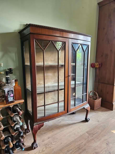 Photo of free Little old glass/china cabinet (Bloxham OX15) #1
