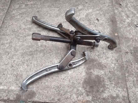 Photo of free Hub bearing puller (Phippsville) #1