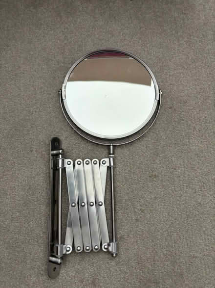 Photo of free Wall mounted mirror (AL15GH) #2