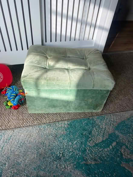Photo of free Ottoman storage (Barking IG11) #2