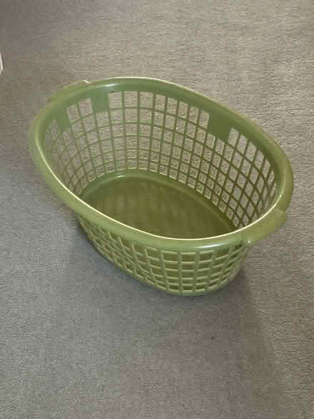 Photo of free Plastic washing basket (Wokingham RG40) #1