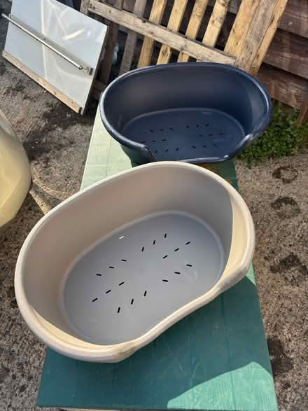 Photo of free 2 small dog / cat beds (Princes Risborough) #1
