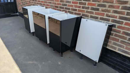 Photo of free Kitchen base units and worktop. (Chesham HP5) #4