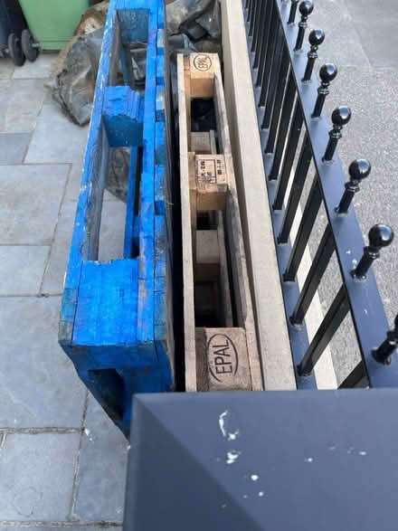 Photo of free Pallets (E17) #2