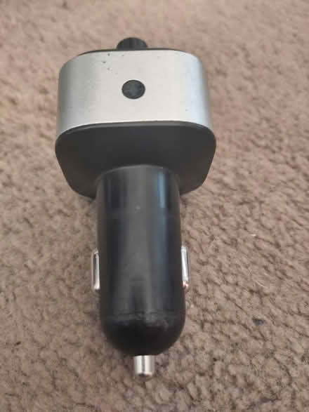 Photo of free Car 12V USB charger / hands-free kit / media player (Enfield EN2) #2