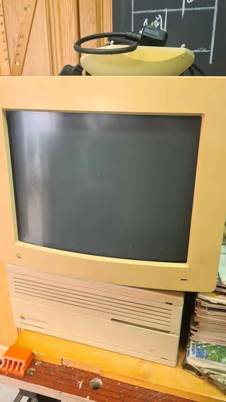 Photo of free 1990 Apple Macintoish IIci (Mount Merrion / Stillorgan) #1