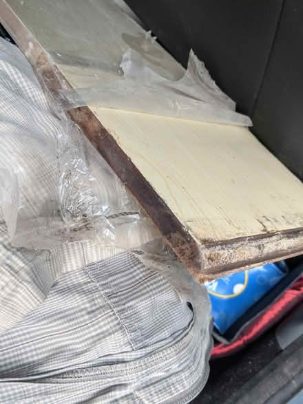 Photo of free Shelf and brackets (sandycove recycle depot) #2