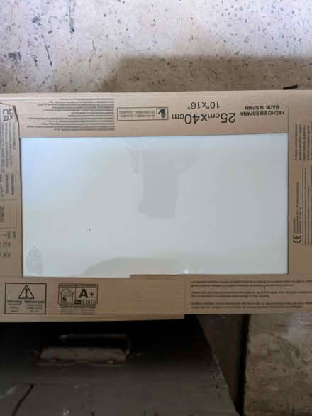 Photo of free White Tiles (Bollington SK10) #1