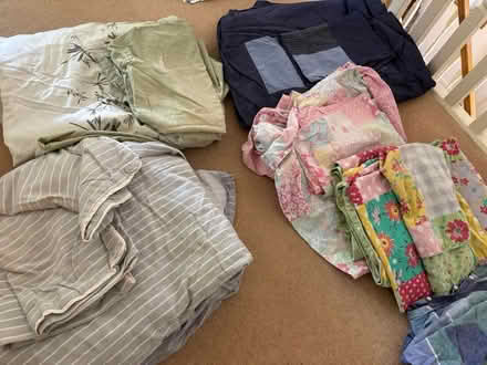 Photo of free Lots of bedding still good quality (DN10- mattersey) #1