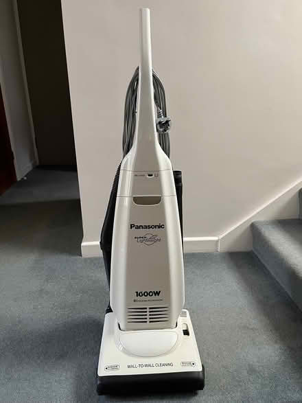 Photo of free Vacuum cleaner (Mid Clevedon BS21) #1