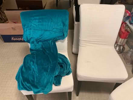 Photo of free 6 Dining room chairs (Thomas point area) #1