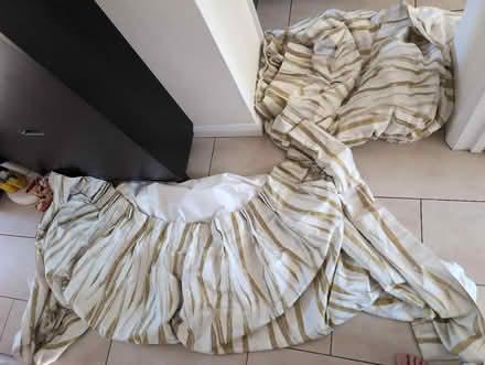 Photo of free Pair of curtains (Byfleet KT14) #1