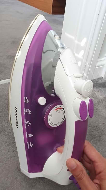 Photo of free Clothes iron (Fenlake MK42) #1