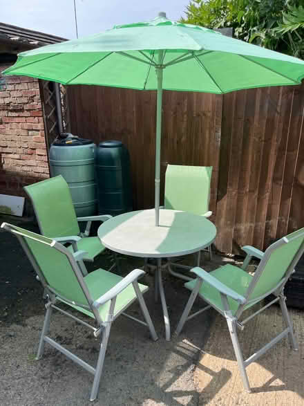 Photo of free Duffield: Patio or garden set (DE56 - Duffield) #1