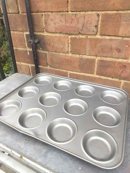 Photo of free Baking tray (IG11 Barking) #3