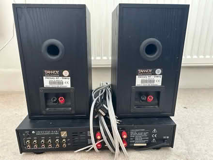 Photo of free Amp and two speakers (Tuckton. BH6) #3