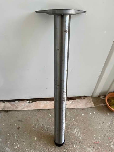 Photo of free 2x worktop legs (Nr Bridport DT6) #2