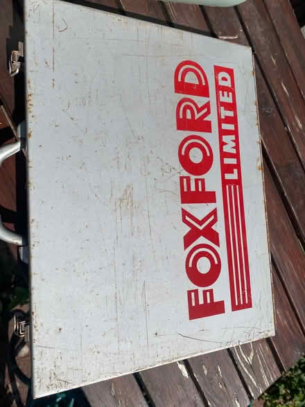 Photo of free Metal storage case - screws included (Barrow upon Soar LE12) #4