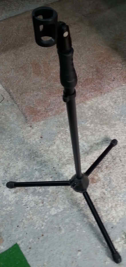 Photo of free Microphone stand (Bawdrip TA7) #1