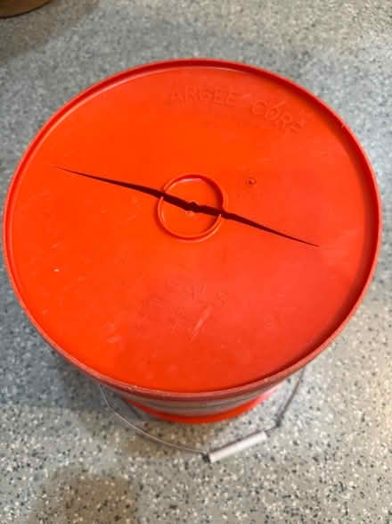 Photo of free Home Depot bucket (cracked) (101 and Fair Oaks Sunnyvale) #2
