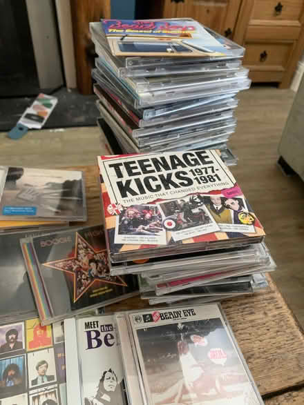 Photo of free CDs - lots! (Hangleton BN3) #2