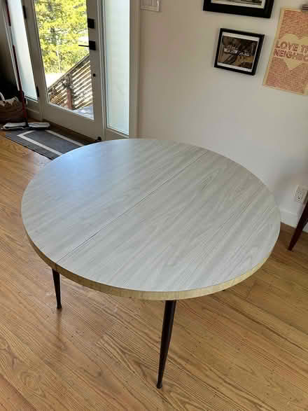 Photo of free Round dining table with leaf (Upper Rockridge) #2