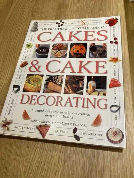 Photo of free Book - Cakes and Cake Decorating (Aston CH5) #1