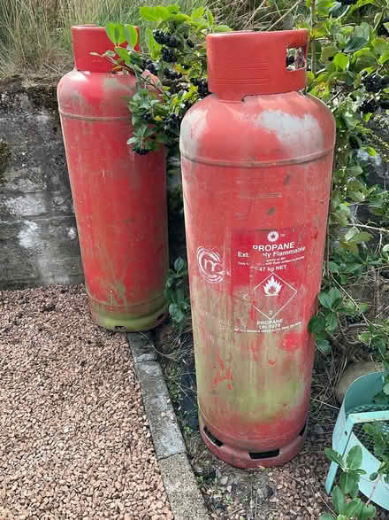 Photo of free empty 47kg Mac Gas propane tanks (Coupar Angus PH13) #1