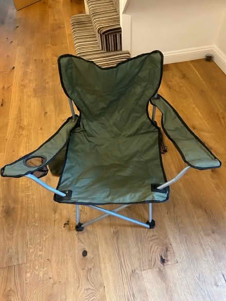Photo of free Fold up chair, needs basic repair (Bloxham OX15) #3