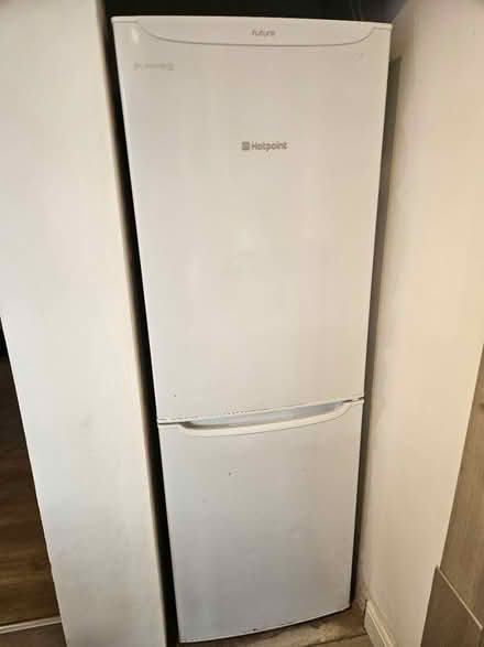 Photo of free Hotpoint fridge (SY11) #1