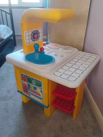 Photo of free Play kitchen (Fareham PO15) #1