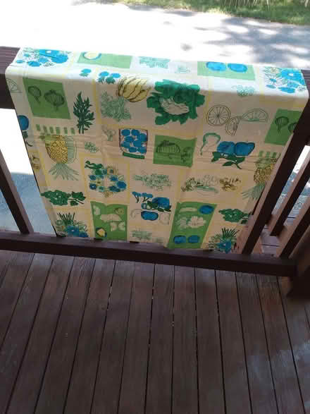 Photo of free kitchen drapes (Cambridge, Porter Square) #1