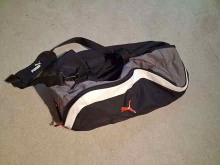 Photo of free Soft side hold all with shoulder strap (Ladygrove OX11) #1