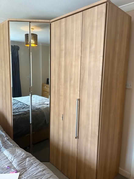 Photo of free Large wardrobe (NN3 Meadowfields) #3