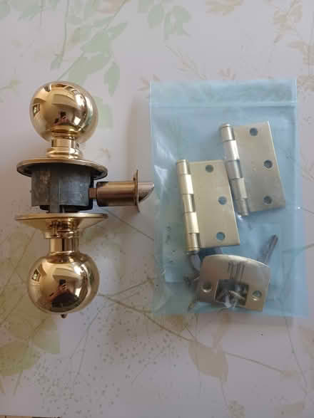 Photo of free Schlage Brass Door Knobs(READ TEXT) (Carlingwood) #1