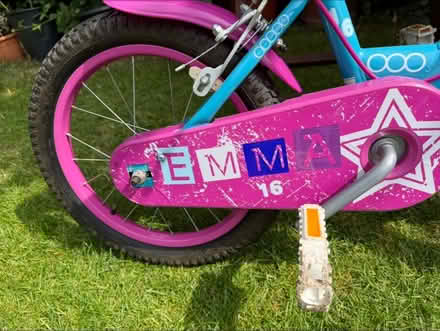 Photo of free Girls bike in blue and pink (California DE22) #4