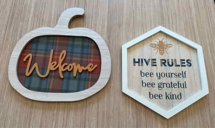 Photo of free Decorative Wall Art Set (Valencia Avenue, Sunnyvale) #3