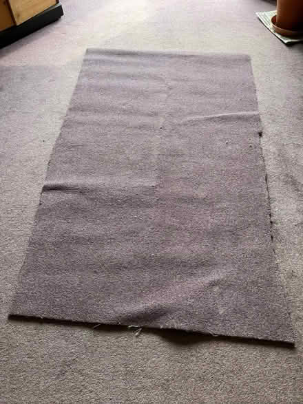 Photo of free Carpet off-cut (Parkstone, Poole. BH14.) #1