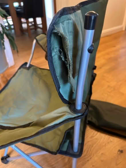 Photo of free Fold up chair, needs basic repair (Bloxham OX15) #2