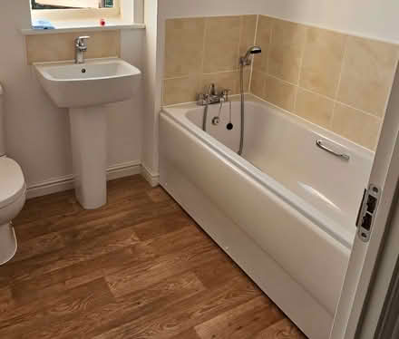 Photo of free Bath (Hailsham BN27) #1