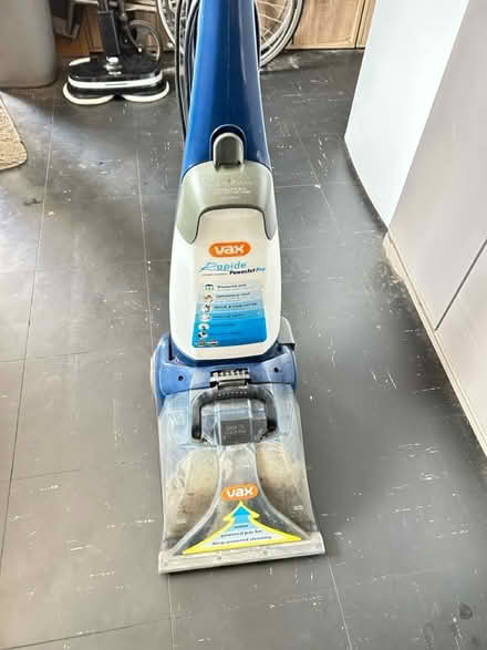Photo of free Vax rapide carpet cleaner (Carlton hill NG4) #1