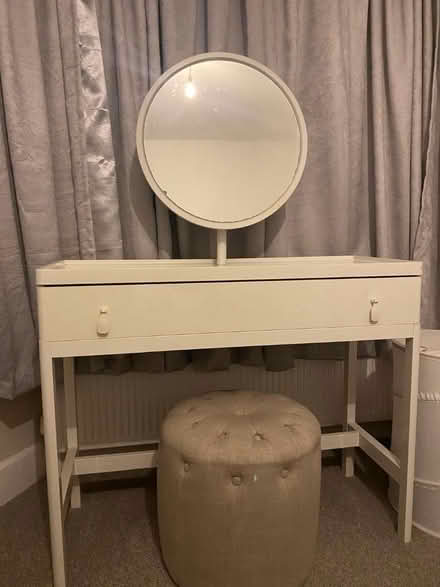 Photo of free Dressing table (Chadwell Heath RM6) #2