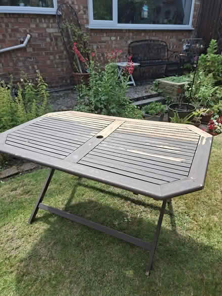Photo of free Garden table (Bebington CH63) #1