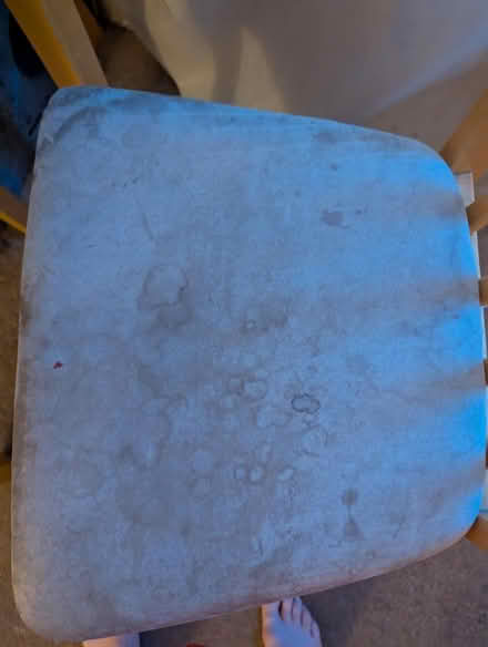 Photo of free Dining table and chairs (Castle area) #4