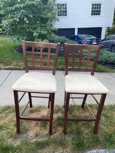 Photo of free Bar stools (192 Carlton Road, Waban) #1