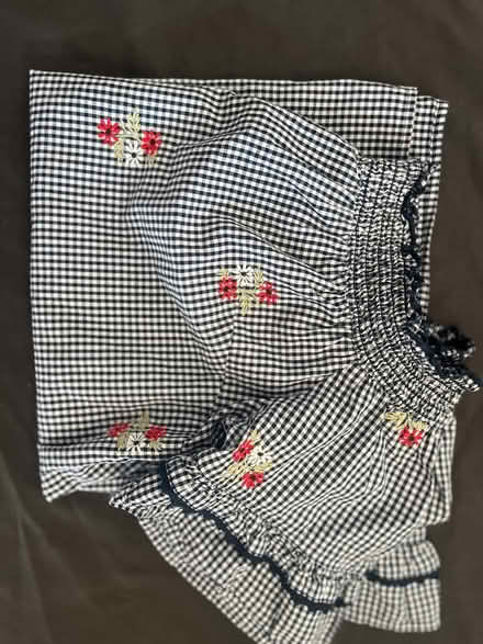 Photo of free Clothes size 8/ couple bits size 6 (Salvington, Worthing) #3