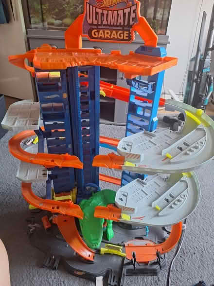 Photo of free Hot wheels garage (Walthamstow) #1