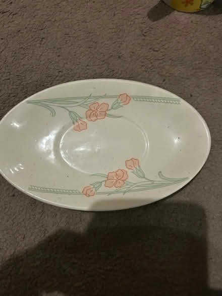 Photo of free Lovely gravy boat with saucer (Barking IG11) #4