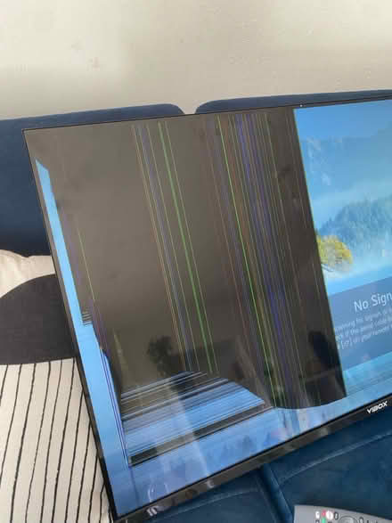 Photo of free 43” smart tv (Hampton TW12) #3