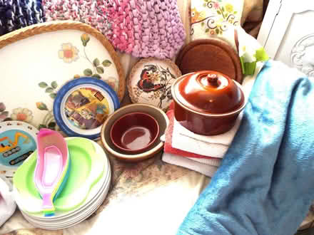 Photo of free Job lot household items - plates, towels, trays, bowls, mat (Bingham NG13) #2